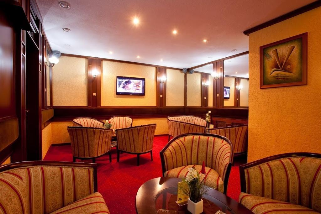 Grand Hotel Residence Boutique Hotel With Privat Wellnes (Adults Only) Piest'any Exterior foto